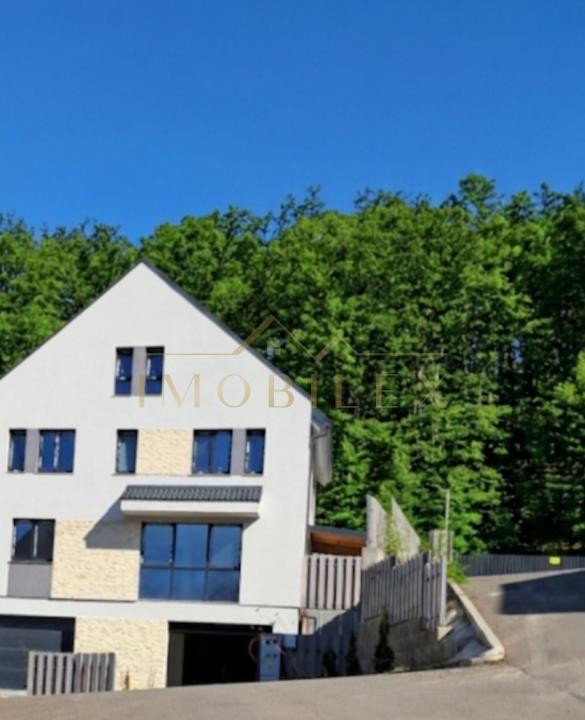 Unitate  Duplex 120 mp ,TAUTI