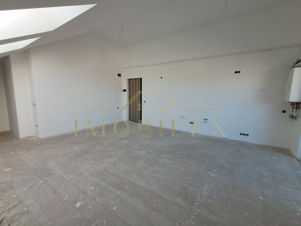 Apartament ATIPIC ,NOU etaj retras 63 mp