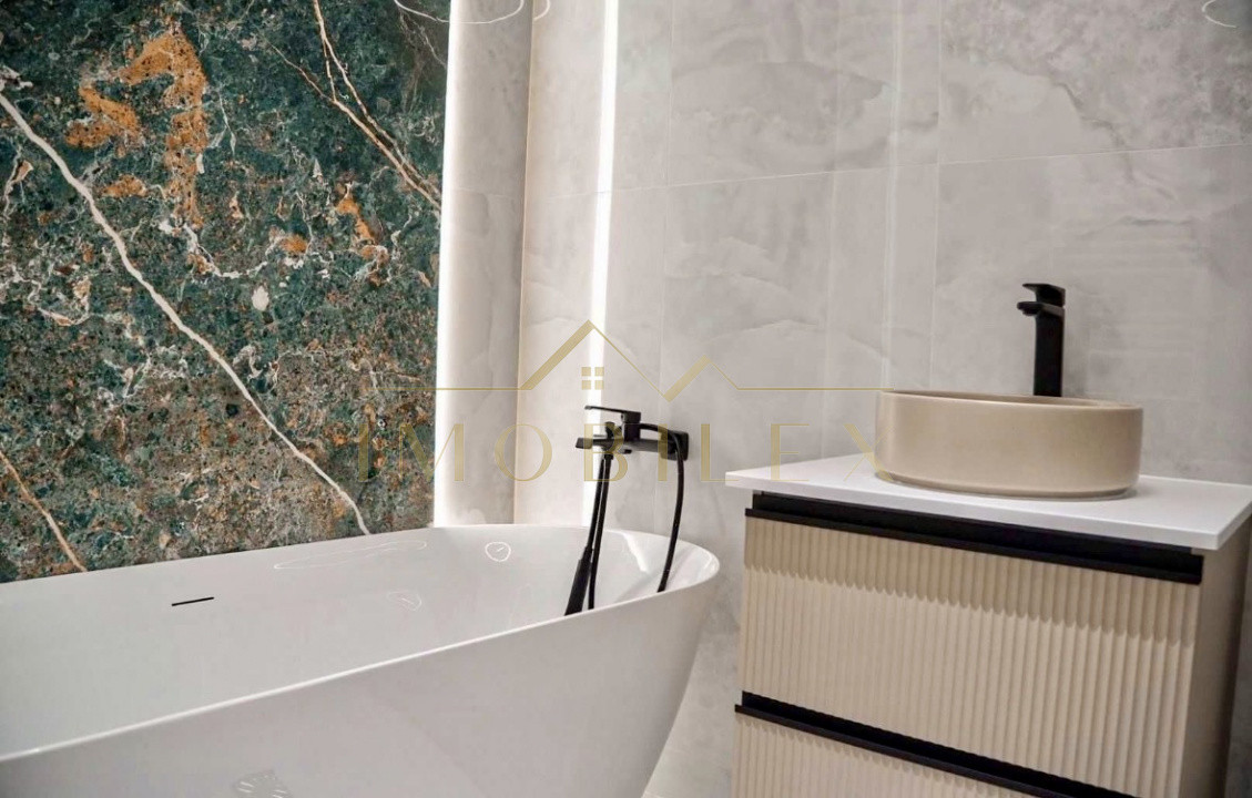 Apartament 2 camere, modern, zona Vivo