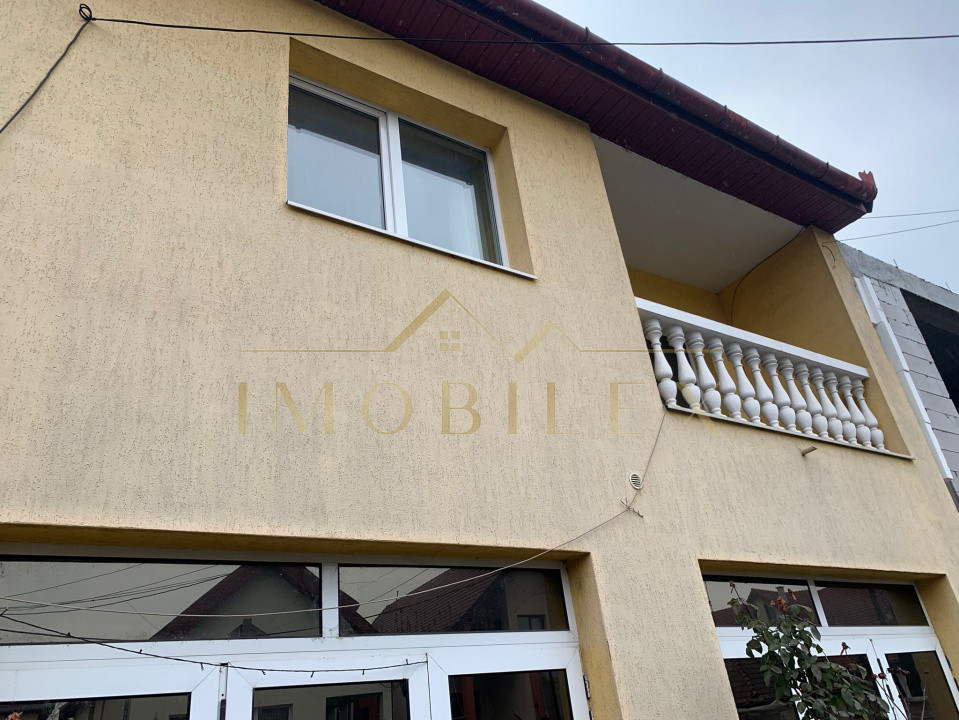 Casa individuală cu 6 camere cu teren de 800 mp în Gheorgheni zona Hermes