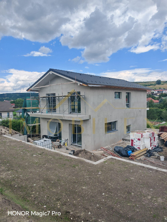 Casa individuala premium,220 mp ,teren 550 mp ,terase generoase NOU