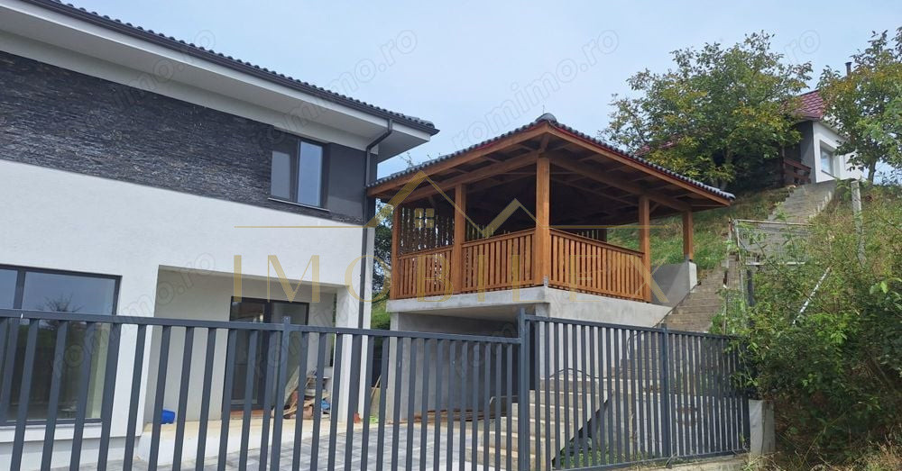 Casa individuala + BONUS cabana de 40mp