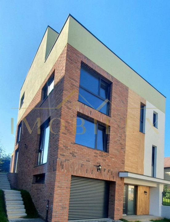 Vila modernă cu terase panoramice 240 mp