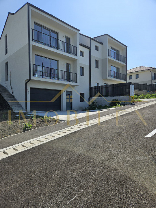 Unitate dintr un duplex ULTIMA LA VANZARE