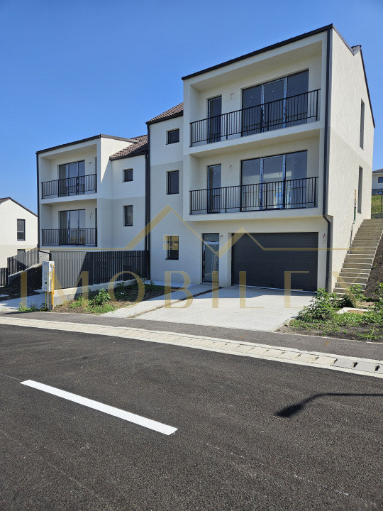 Unitate dintr un duplex ULTIMA LA VANZARE