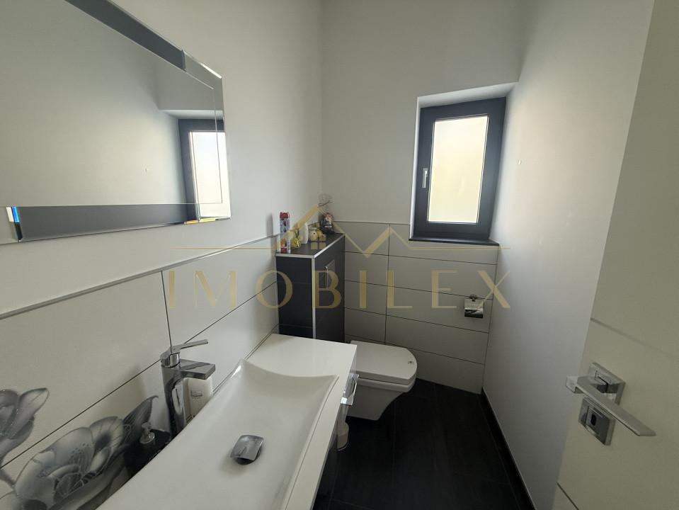 Casă tip vilă exclusivistă, 5 camere, piscina, Florești 