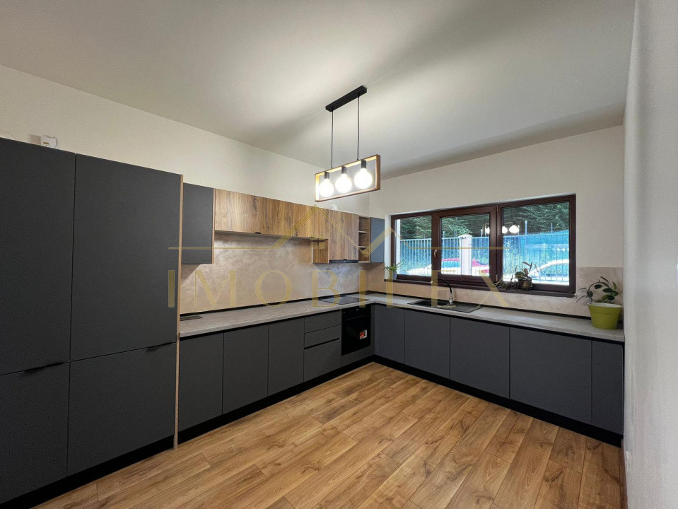 Casa modernă complet mobilată langa padure