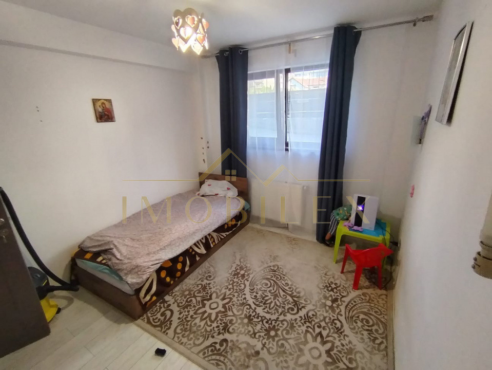 Apartament 3 camere, mobilat, zona Stejarului 