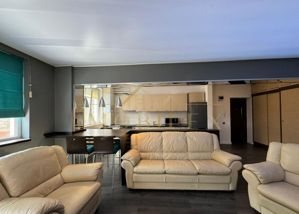 Apartament ANDREI MURESANU  panorama spre oras