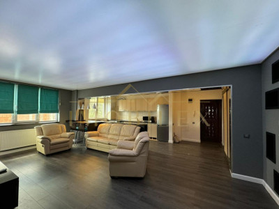 Apartament ANDREI MURESANU  panorama spre oras