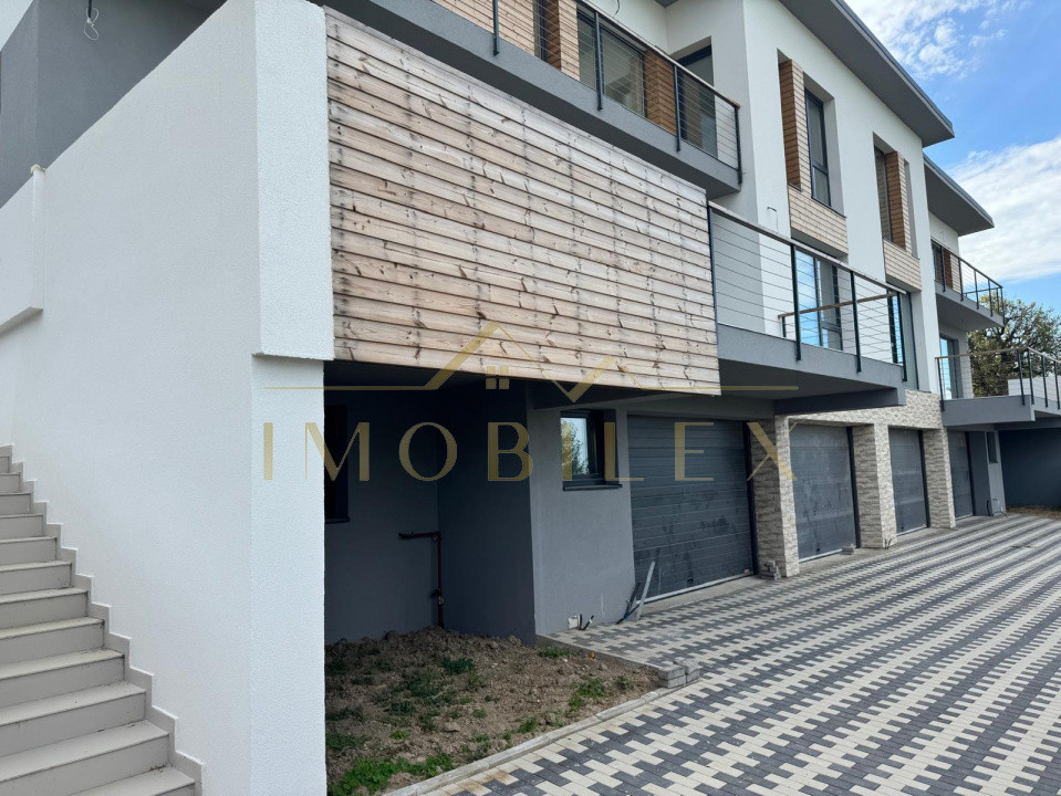 ULTIMA UNITATE ,casa tip duplex panorama asupra Clujului