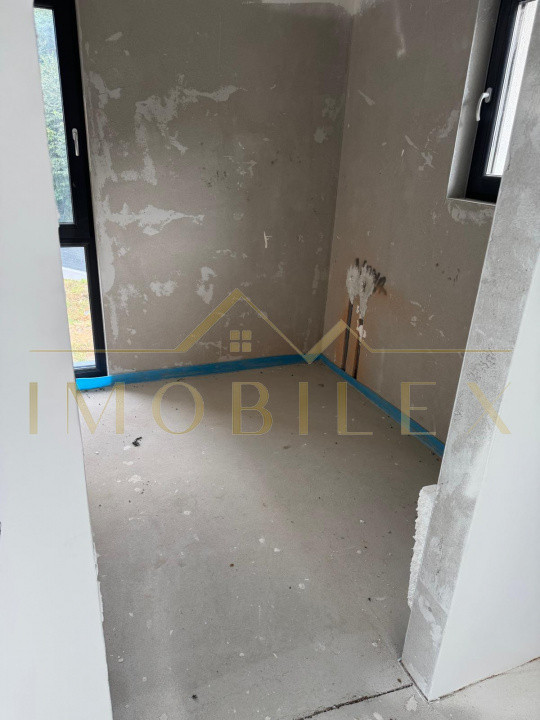 ULTIMA UNITATE ,casa tip duplex panorama asupra Clujului