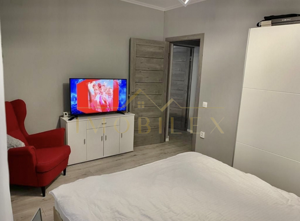 Apartament 2 camere decomandate, parcare, zona Florilor/Cetatii