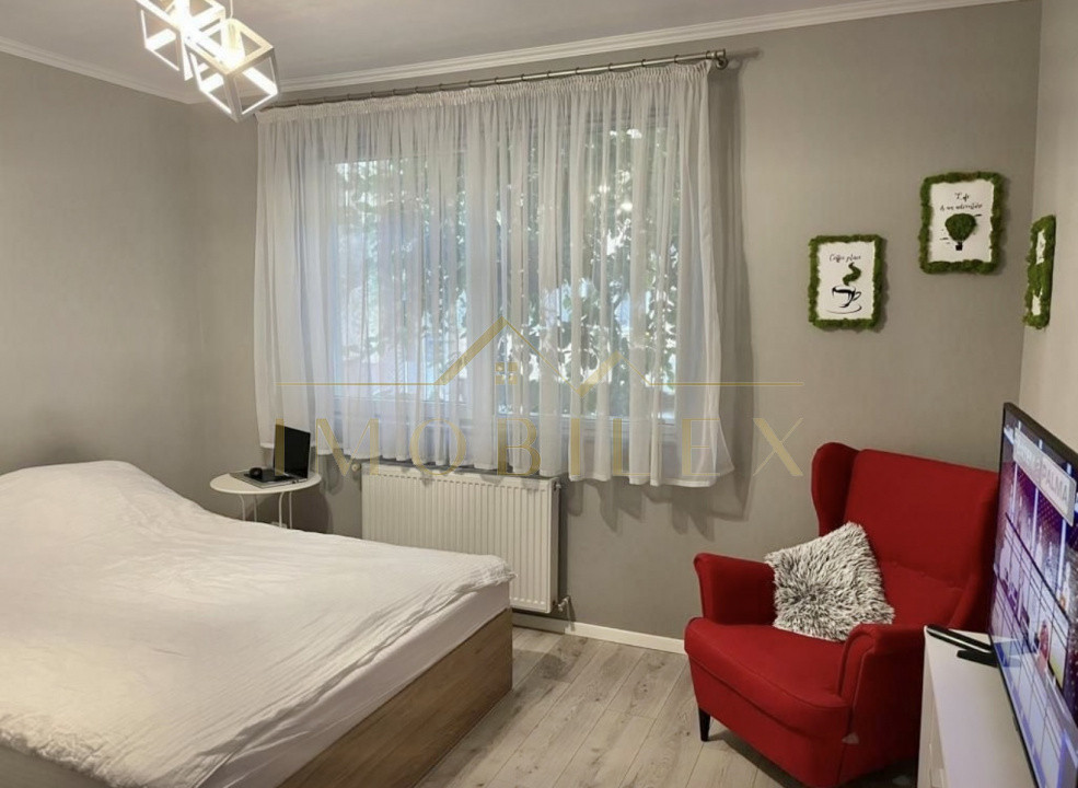 Apartament 2 camere decomandate, parcare, zona Florilor/Cetatii
