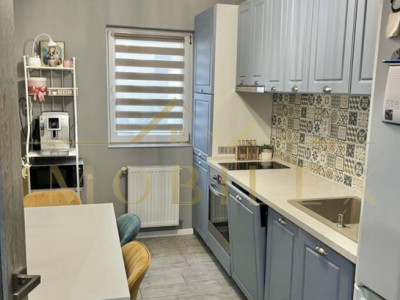 Apartament 2 camere decomandate, parcare, zona Florilor/Cetatii