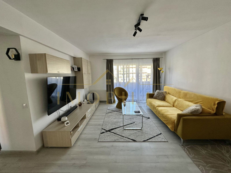 Apartament 2 camere decomandate, parcare, zona Eroilor 