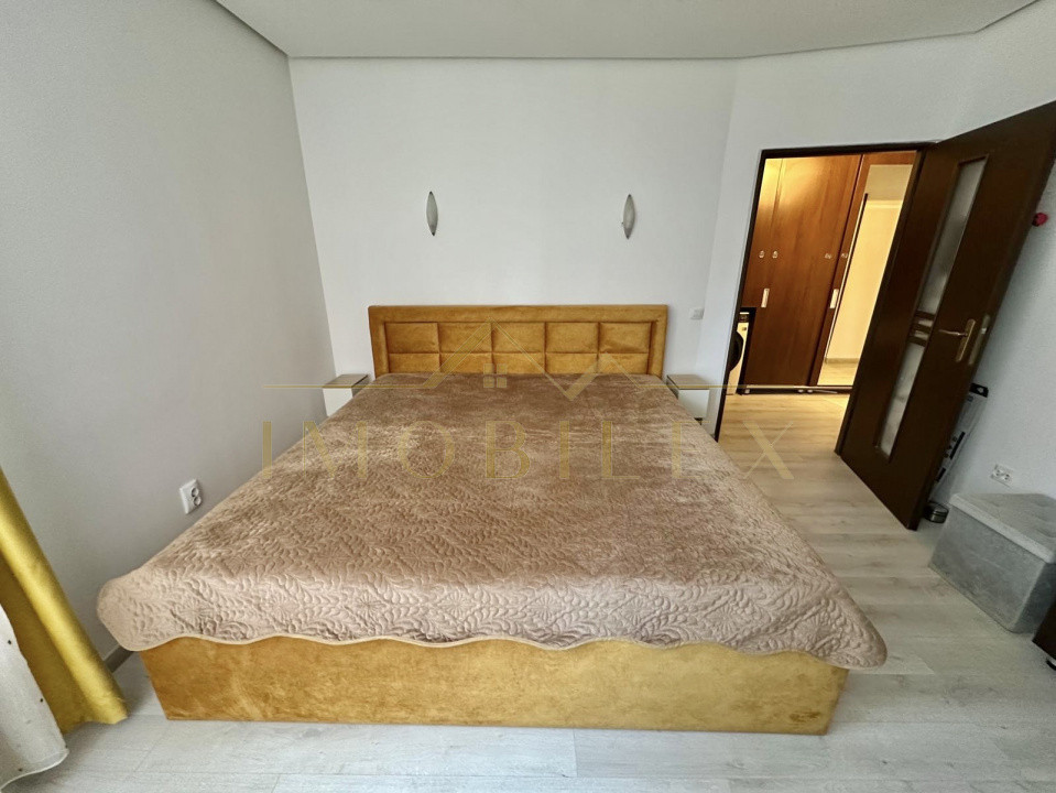 Apartament 2 camere decomandate, parcare, zona Eroilor