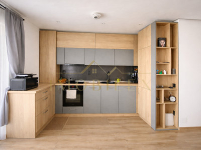 Apartament 3 camere modern, 67 mp, terasă, zona Subcetate