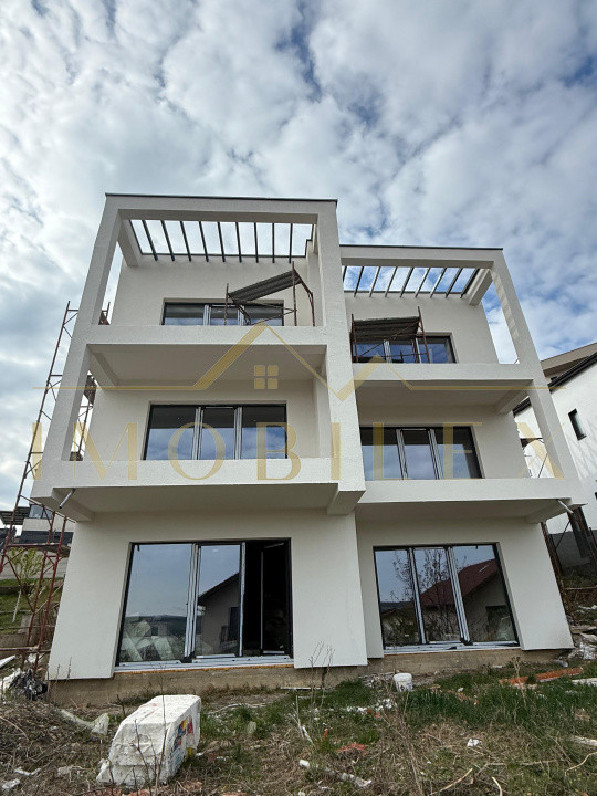 Duplex Premium în spate la Vivo de 180 mp + 80 mp terasă 