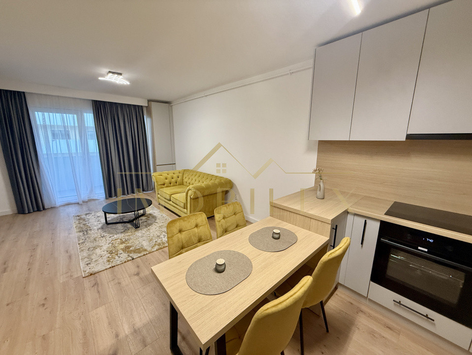 Apartament 2 camere, LUX, de închiriat, garaj, Eroilor Albe 