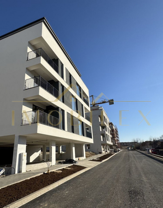 Apartament 3 camere  Zona Regal