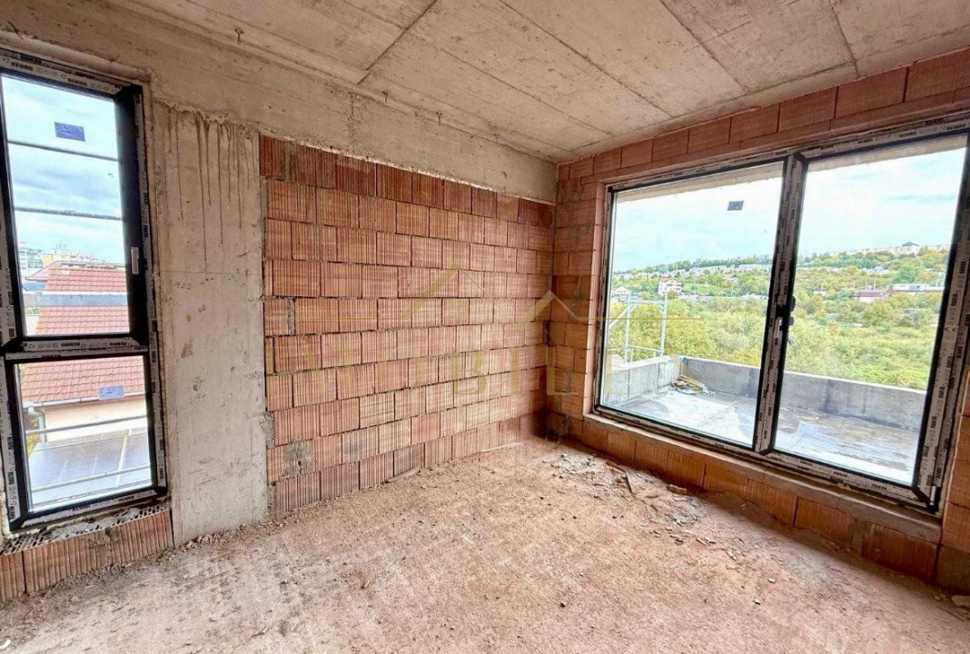 Apartament 4 camere, tip vila, zona Campului