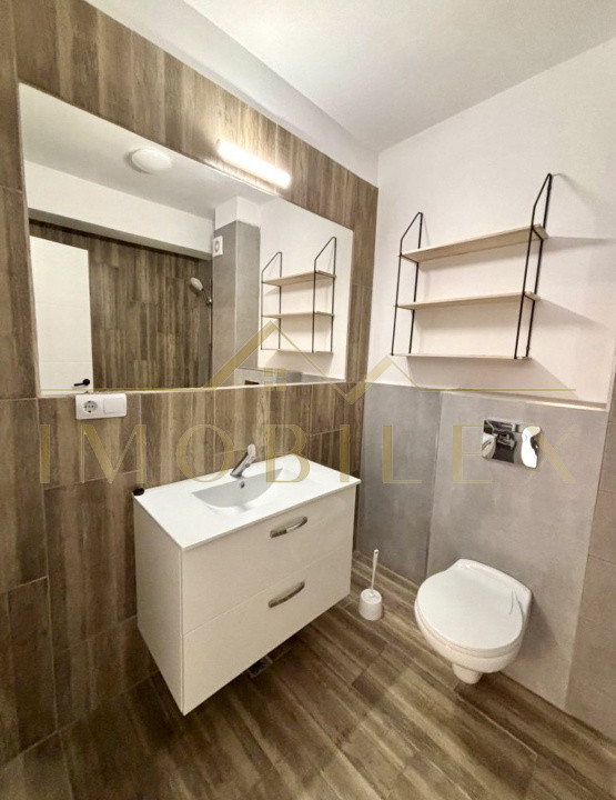 Apartament de vanzare, 2 camere, spatios, modern, zona Terra