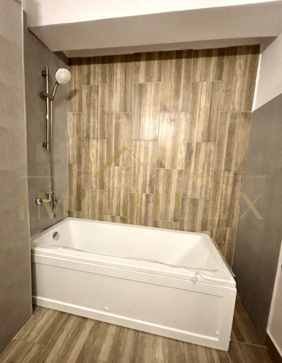 Apartament de vanzare, 2 camere, spatios, modern, zona Terra