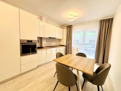 Apartament de vanzare, 2 camere, spatios, modern, zona Terra