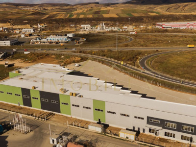Hala de închiriat 3200 mp + 300 mp birouri .Divizabilă pentru 3 firme