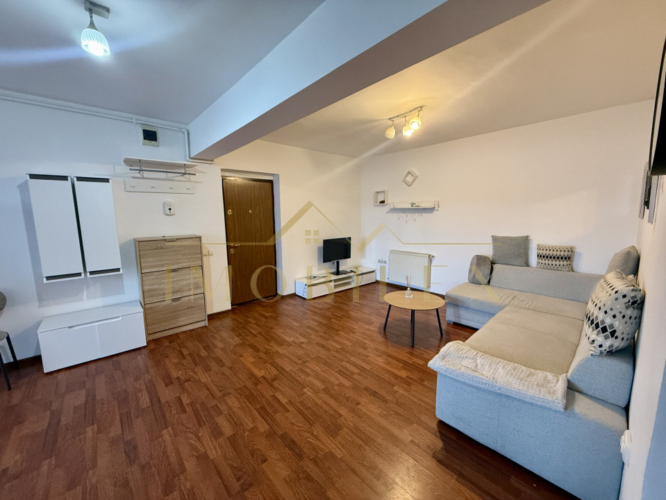 Apartament spatios 59 mp, 2 camere, zona Florilor