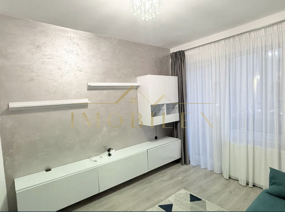 Apartament 3 camere, mobilat, parcare, zona Sesul de Sus