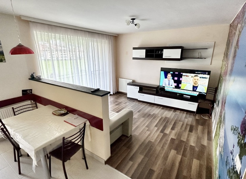 Apartament 2 camere de inchiriat, parcare, zona Porii/Eroilor