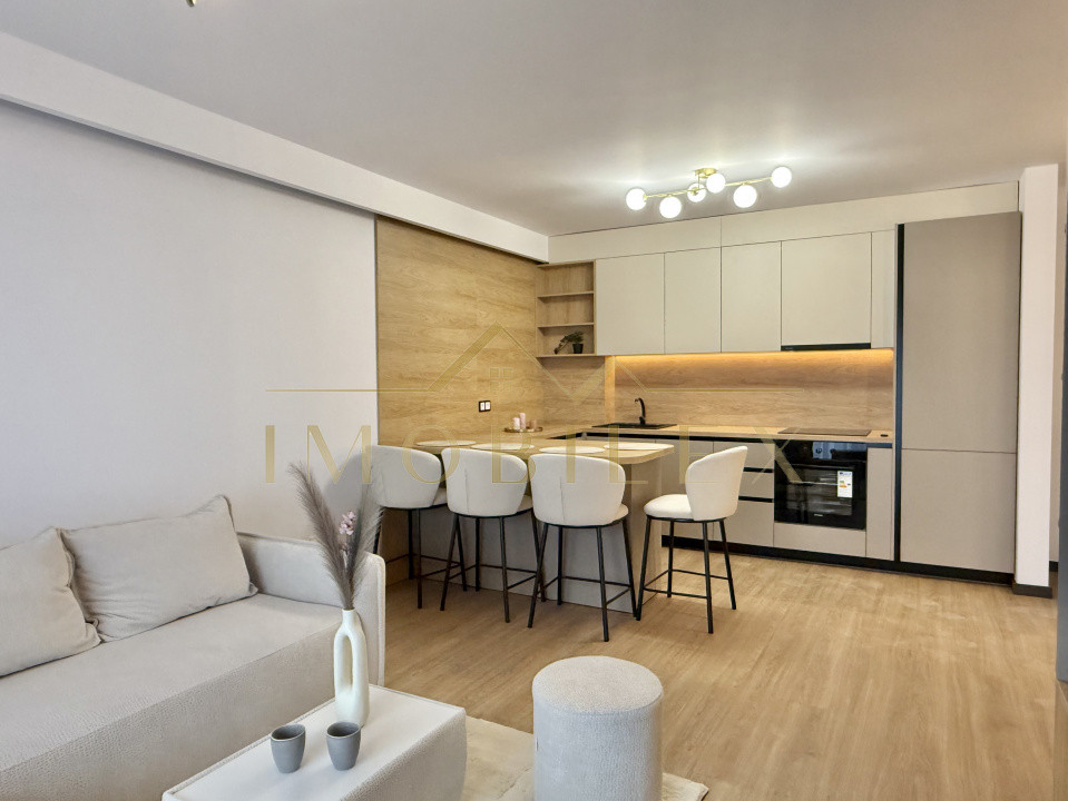Apartament 2 camere, mobilat LUX, ansamblu nou, zona Eroilor