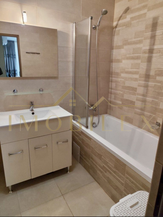 Apartament 3 camere, 61mp, modern, zona Teilor