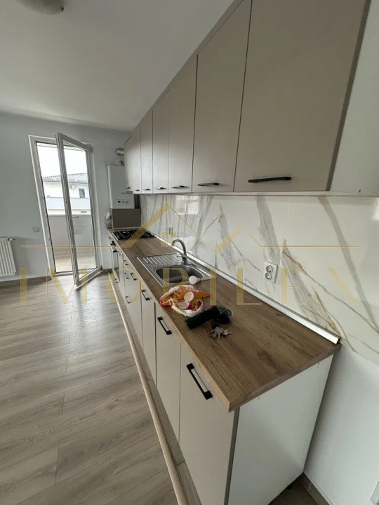 Apartament 2 camere, parcare, zona Eroilor