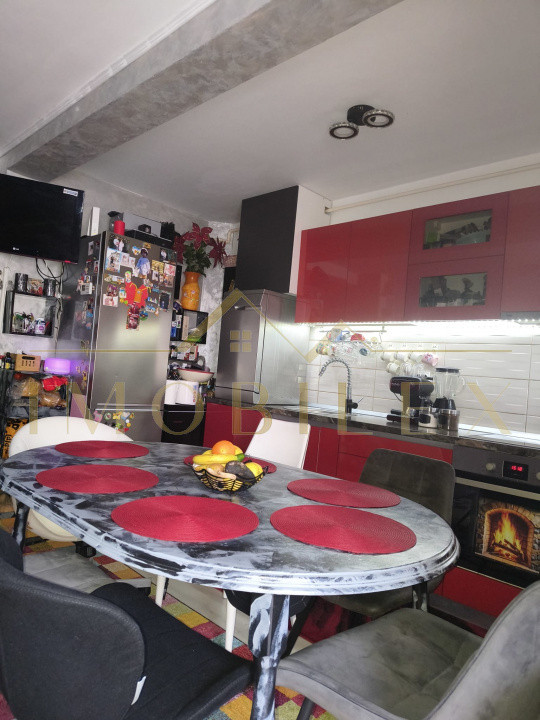 Apartament 2 camere, mobilat, zona Cetății