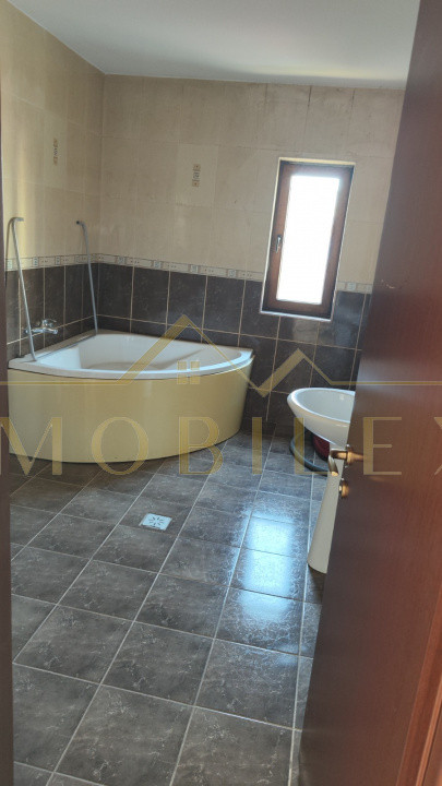 Apartament de vanzare 113 mp