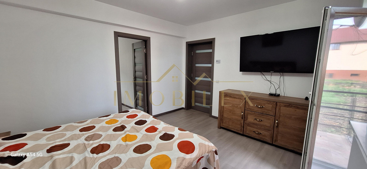 Casă individuală ,teren 2500mp Dambul Rotund