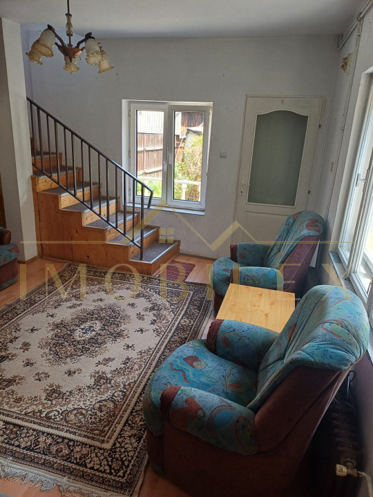 Casa individuala ideala pentru 2 familii sau investitie