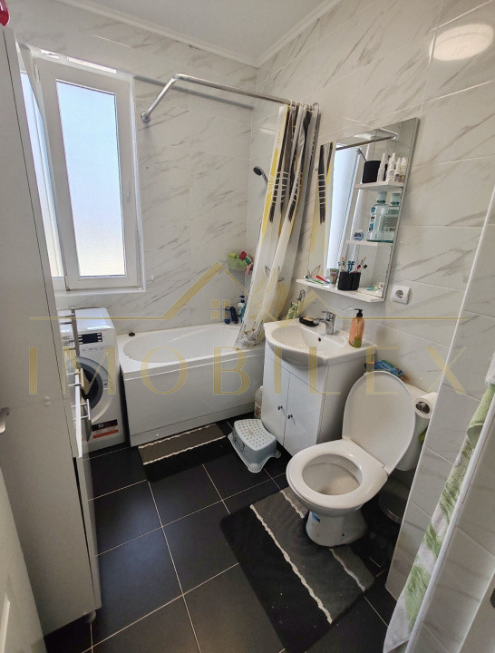 Apartament 3 camere, mobilat, parcare, zona Teilor 