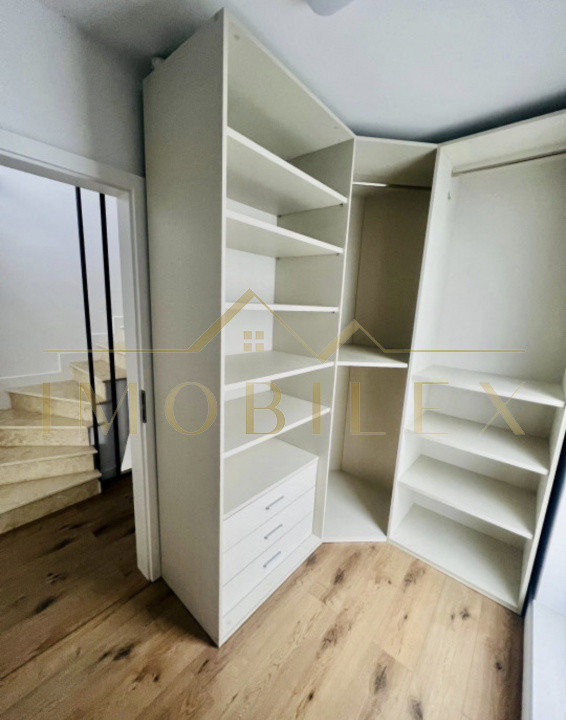 Casa tip duplex 4 camere, 3 băi, lux, zona Bună Ziua