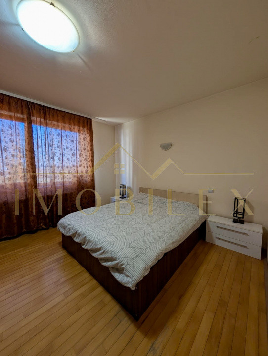 Apartament spatios, 3 camere, decomandate, parcare, zona Buna-Ziua