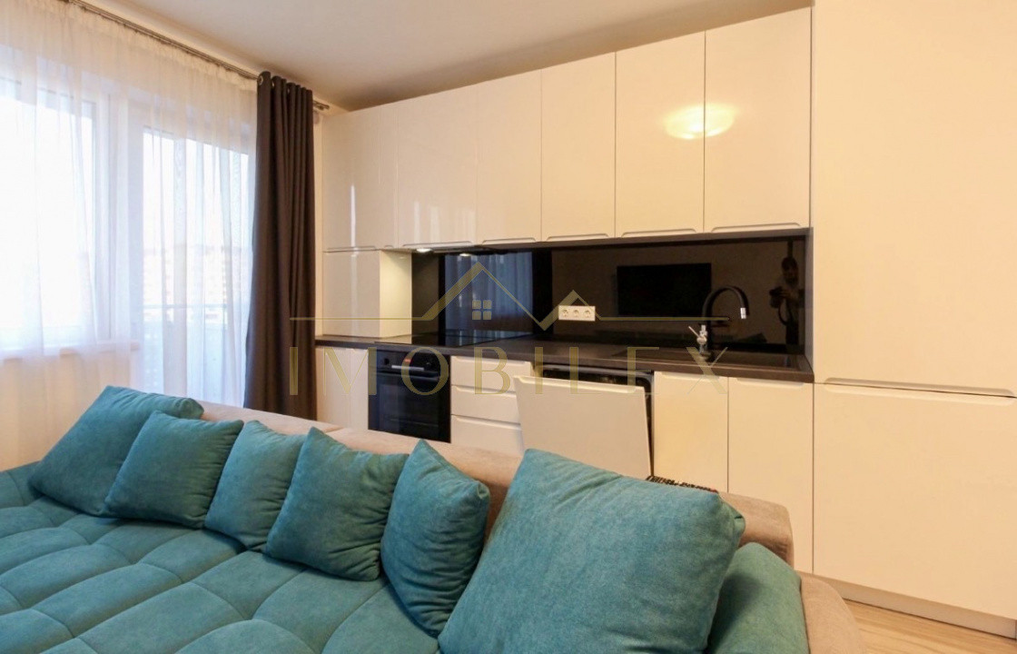 Apartament spatios, 2 camere, modern, parcare, zona Vivo/Bmw