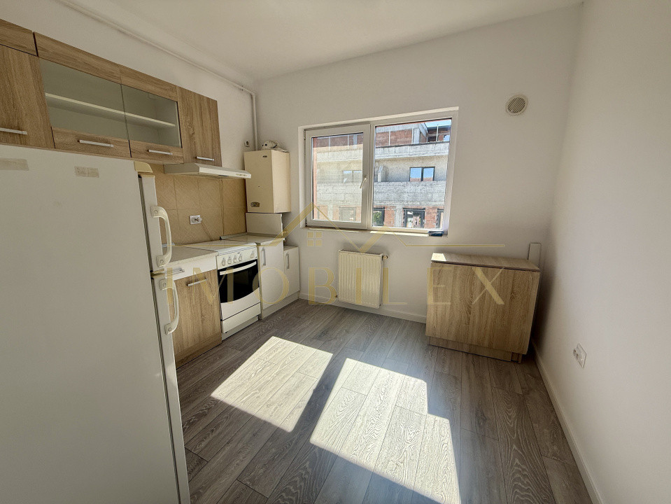 Apartament 1 cameră decomandat, zona Florilor