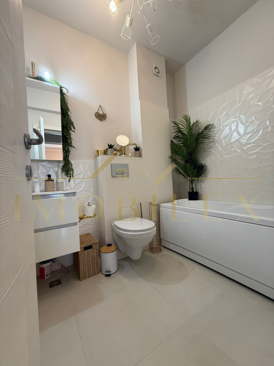 Apartament 3 camere, spațios, zona Lidl Florești 