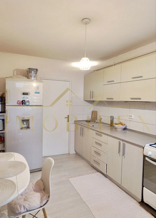 Apartament spatios 68 mp 2 camere, zona Porii