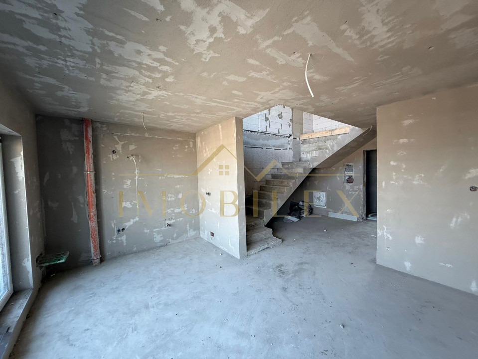 Penthouse cu 2 camere , zona Sopor