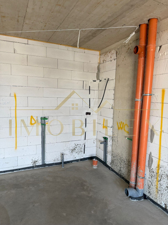 Penthouse cu 2 camere , zona Sopor