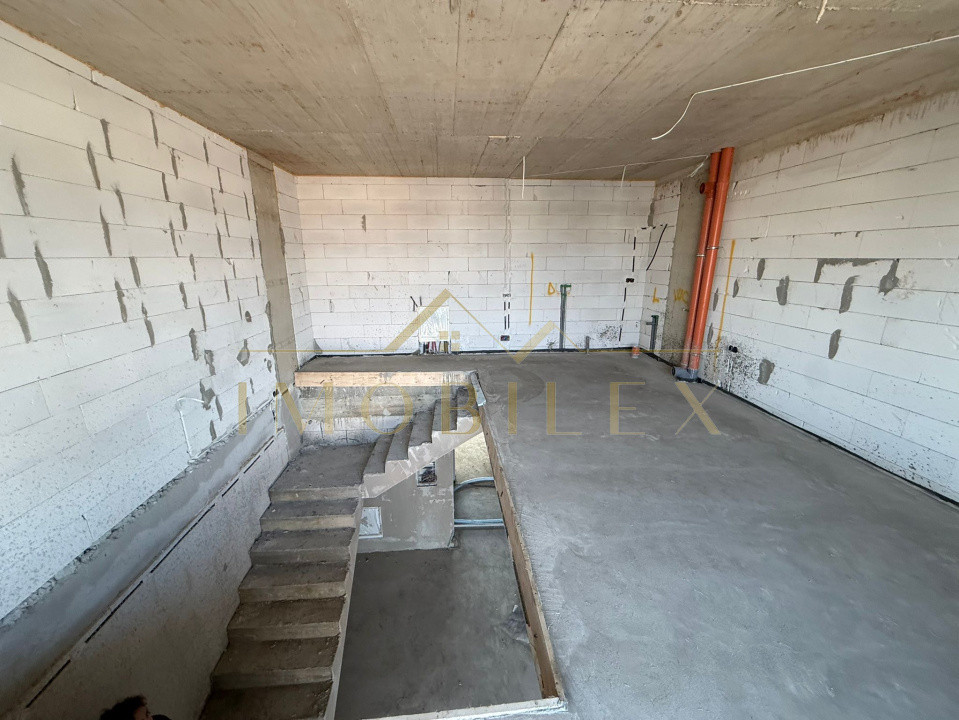 Penthouse cu 2 camere , zona Sopor